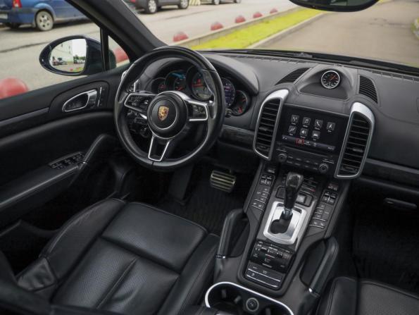 Porsche Cayenne II Рестайлинг (958) с пробегом 2017 года, цена 4 899 000 рублей, 146608 км, внедорожник, Автокод Объявления