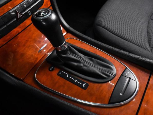 Mercedes-Benz E-Класс III (W211 S211) Рестайлинг с пробегом 2008 года, цена 1 275 000 рублей, 218775 км, универсал, Автокод Объявления