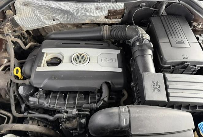 Volkswagen Tiguan I Рестайлинг с пробегом 2015 года, цена 1 490 000 рублей, 198504 км, внедорожник, Автокод Объявления