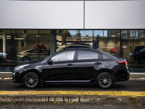 Kia Rio IV с пробегом 2018 года, цена 889 777 рублей, 172000 км, седан, Автокод Объявления