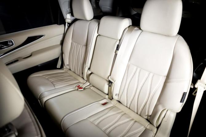 Infiniti QX60 I Рестайлинг с пробегом 2018 года, цена 2 649 000 рублей, 136000 км, внедорожник, Автокод Объявления