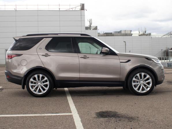 Land Rover Discovery V Рестайлинг с пробегом 2021 года, цена 7 348 000 рублей, 55420 км, внедорожник, Автокод Объявления