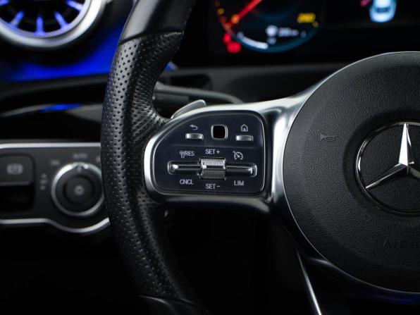 Mercedes-Benz CLA II (C118 X118) с пробегом 2019 года, цена 3 298 999 рублей, 84059 км, седан, Автокод Объявления