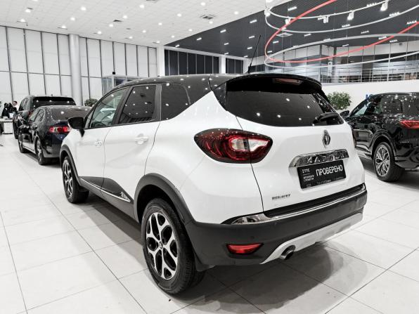 Renault Kaptur I с пробегом 2017 года, цена 899 000 рублей, 262831 км, внедорожник, Автокод Объявления