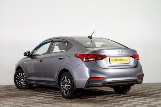 Hyundai Solaris II с пробегом 2017 года, цена 1 239 000 рублей, 173300 км, седан, Автокод Объявления