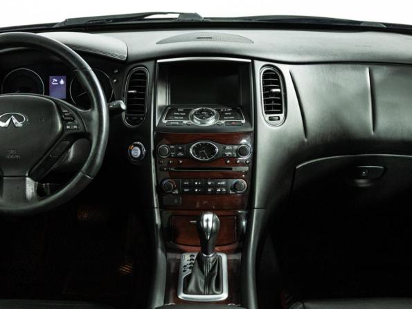 Infiniti QX50 I Рестайлинг с пробегом 2016 года, цена 1 874 700 рублей, 138227 км, внедорожник, Автокод Объявления