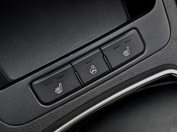 Kia Rio IV Рестайлинг с пробегом 2021 года, цена 1 800 000 рублей, 54595 км, седан, Автокод Объявления