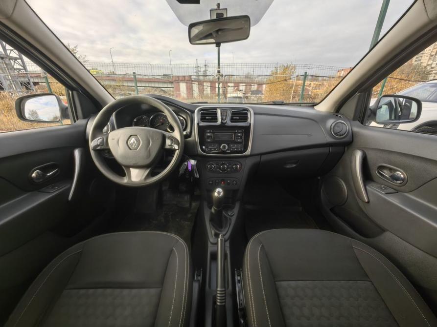 Renault Logan II Санкт-Петербург  - изображение 13
