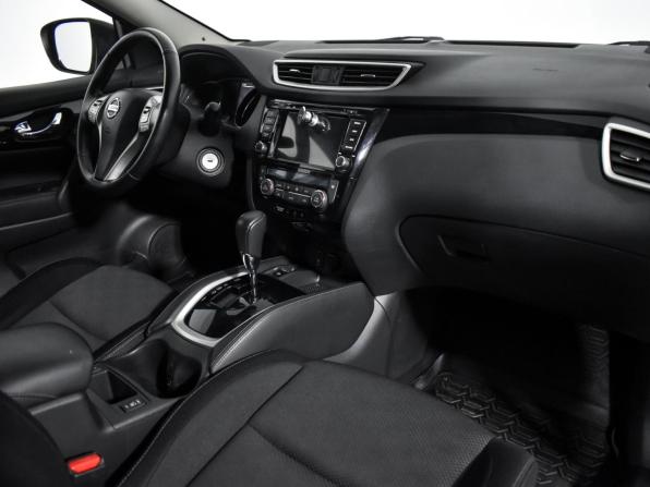 Nissan Qashqai II с пробегом 2017 года, цена 1 690 672 рубля, 71225 км, внедорожник, Автокод Объявления