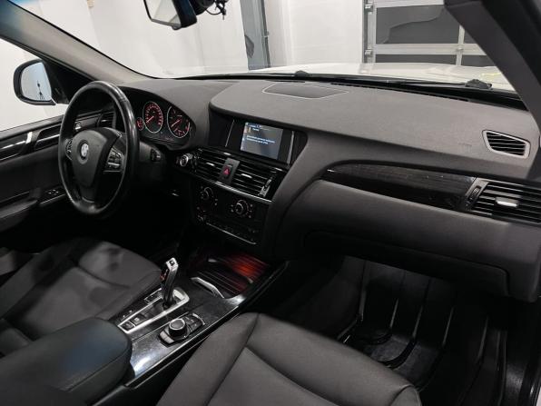 BMW X3 II (F25) Рестайлинг с пробегом 2016 года, цена 2 434 000 рублей, 218870 км, внедорожник, Автокод Объявления