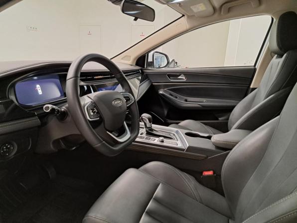 Omoda S5 с пробегом 2024 года, цена 1 514 000 рублей, 33370 км, седан, Автокод Объявления