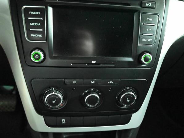 Skoda Yeti I с пробегом 2012 года, цена 750 000 рублей, 228708 км, внедорожник, Автокод Объявления