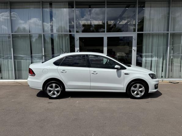 Volkswagen Polo V Рестайлинг с пробегом 2018 года, цена 1 349 000 рублей, 99905 км, седан, Автокод Объявления