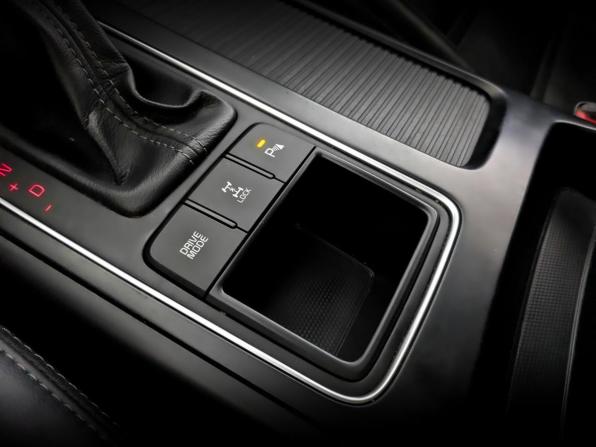 Kia Sorento III Prime Рестайлинг с пробегом 2018 года, цена 2 550 000 рублей, 142792 км, внедорожник, Автокод Объявления