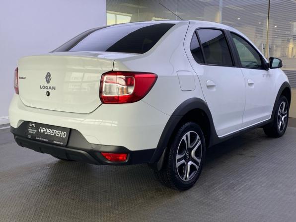 Renault Logan II Рестайлинг с пробегом 2018 года, цена 1 199 000 рублей, 111750 км, седан, Автокод Объявления