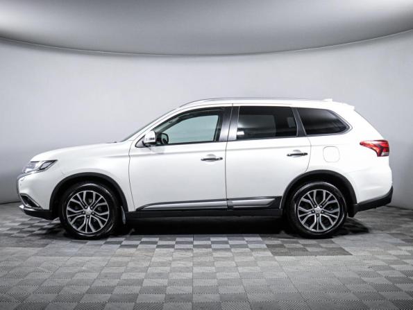 Mitsubishi Outlander III Рестайлинг 2 с пробегом 2018 года, цена 2 250 000 рублей, 113802 км, внедорожник, Автокод Объявления