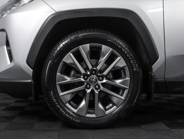Toyota RAV4 V (XA50) с пробегом 2020 года, цена 3 090 000 рублей, 106858 км, внедорожник, Автокод Объявления