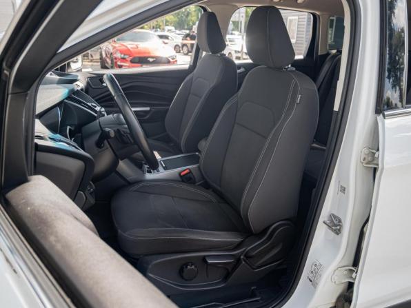 Ford Kuga II Рестайлинг с пробегом 2018 года, цена 1 860 000 рублей, 108208 км, внедорожник, Автокод Объявления