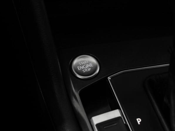 Volkswagen Tiguan II с пробегом 2018 года, цена 2 149 000 рублей, 224658 км, внедорожник, Автокод Объявления