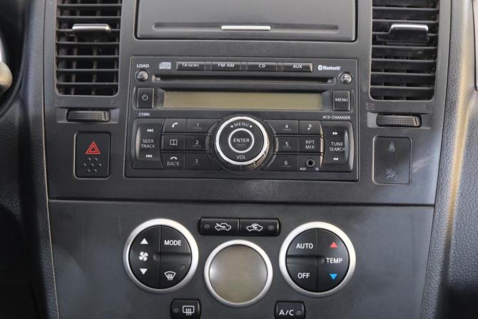 Nissan Tiida I Рестайлинг с пробегом 2011 года, цена 719 000 рублей, 197000 км, седан, Автокод Объявления