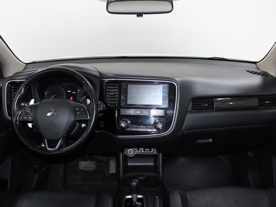 Mitsubishi Outlander III Рестайлинг 2 Старый Оскол  - изображение 8
