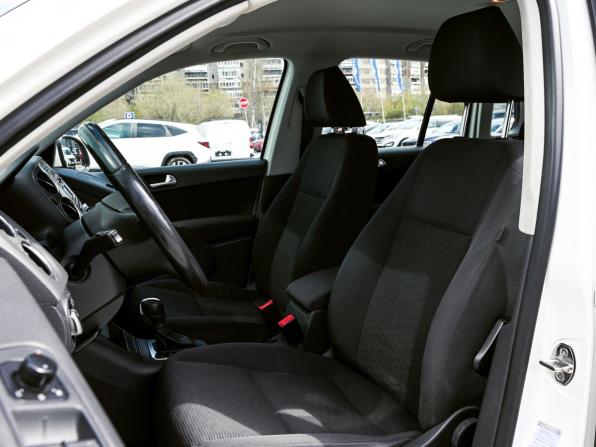 Volkswagen Tiguan I Рестайлинг с пробегом 2011 года, цена 1 519 000 рублей, 111725 км, внедорожник, Автокод Объявления
