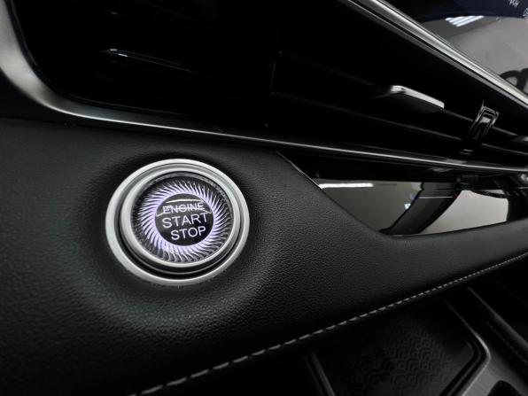 Chery Arrizo 8 с пробегом 2023 года, цена 2 070 000 рублей, 51997 км, седан, Автокод Объявления