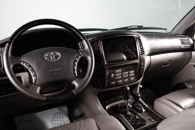 Toyota Land Cruiser 100 Series Рестайлинг 2 с пробегом 2003 года, цена 1 979 000 рублей, 302000 км, внедорожник, Автокод Объявления