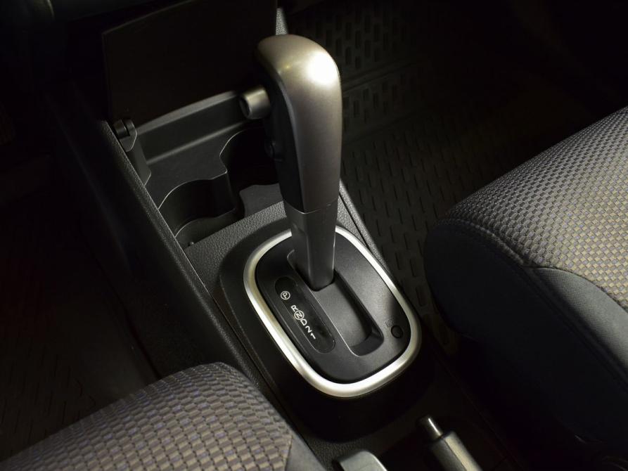 Nissan Tiida I Кемерово  - изображение 16