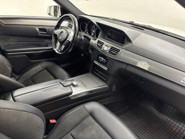 Mercedes-Benz E-Класс IV (W212 S212 C207) Рестайлинг с пробегом 2013 года, цена 2 500 000 рублей, 231079 км, седан, Автокод Объявления