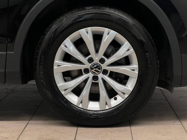 Volkswagen Tiguan II Рестайлинг с пробегом 2021 года, цена 2 626 000 рублей, 80444 км, внедорожник, Автокод Объявления
