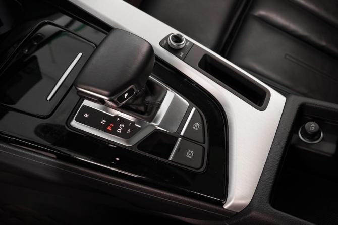 Audi A5 II (F5) Рестайлинг с пробегом 2021 года, цена 4 350 000 рублей, 72013 км, лифтбек, Автокод Объявления