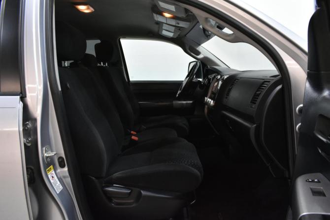 Toyota Tundra II с пробегом 2011 года, цена 2 540 000 рублей, 300000 км, пикап, Автокод Объявления