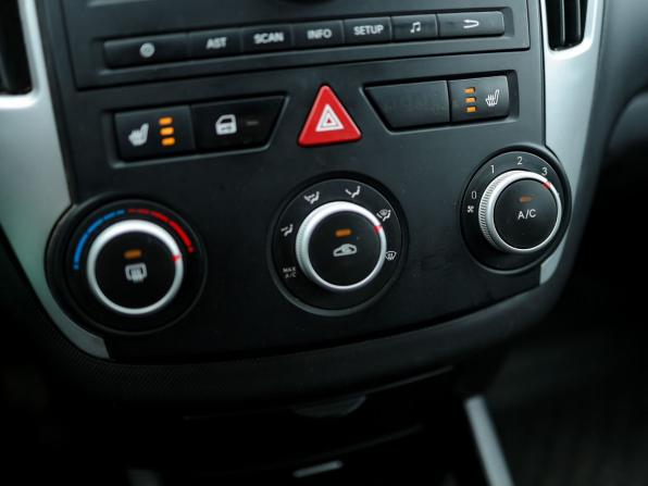 Kia Ceed I Рестайлинг с пробегом 2011 года, цена 759 000 рублей, 162910 км, хэтчбек, Автокод Объявления