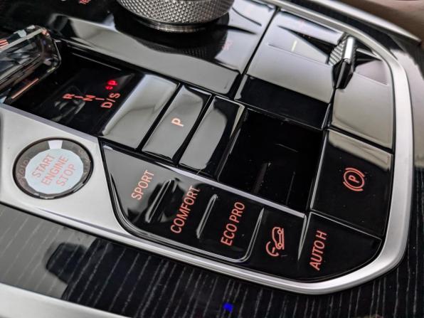 BMW X6 III (G06) Рестайлинг с пробегом 2025 года, цена 14 215 000 рублей, 6056 км, внедорожник, Автокод Объявления