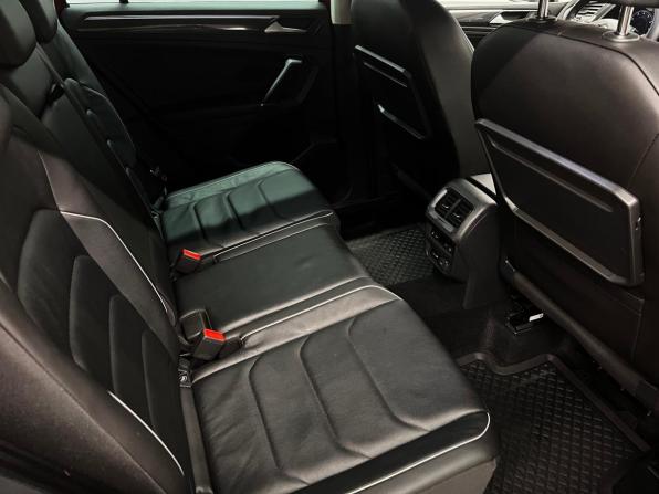 Volkswagen Tiguan II с пробегом 2018 года, цена 2 760 000 рублей, 96280 км, внедорожник, Автокод Объявления