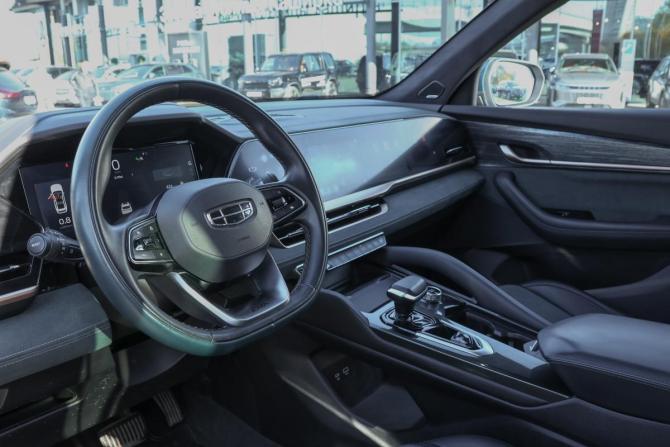 Geely Monjaro I с пробегом 2023 года, цена 3 363 000 рублей, 44083 км, внедорожник, Автокод Объявления