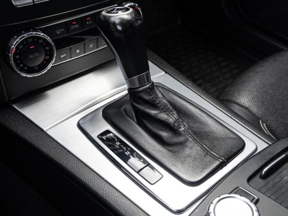 Mercedes-Benz C-Класс III (W204) Рестайлинг с пробегом 2012 года, цена 1 235 000 рублей, 188521 км, купе, Автокод Объявления