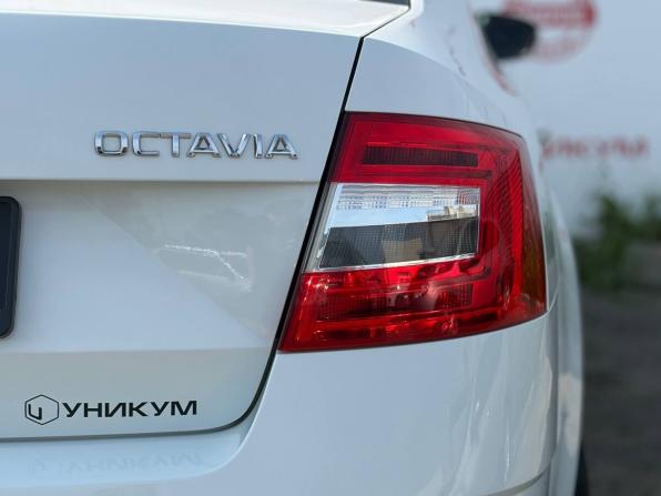 Skoda Octavia III (A7) Рестайлинг с пробегом 2017 года, цена 1 529 000 рублей, 158719 км, лифтбек, Автокод Объявления