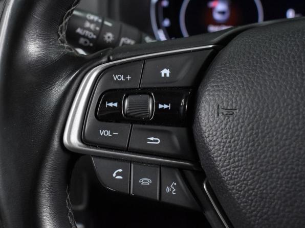 Honda Accord X Рестайлинг с пробегом 2021 года, цена 2 415 000 рублей, 91956 км, седан, Автокод Объявления