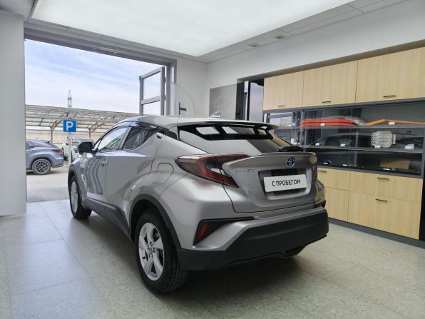 Toyota C-HR I с пробегом 2018 года, цена 1 920 000 рублей, 89000 км, внедорожник, Автокод Объявления