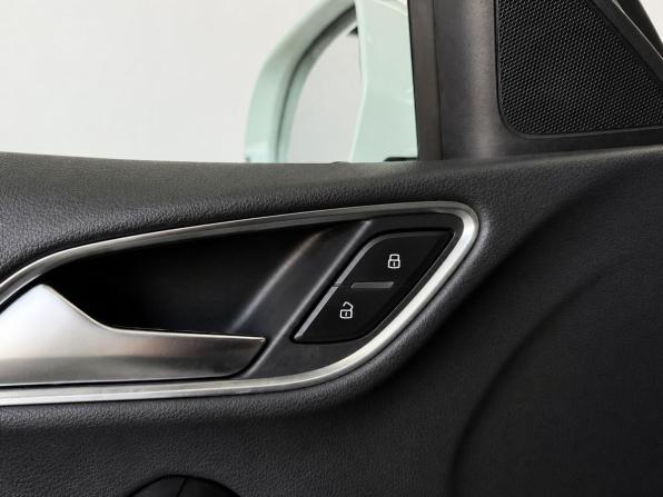 Audi Q3 I (8U) с пробегом 2014 года, цена 1 599 000 рублей, 177000 км, внедорожник, Автокод Объявления