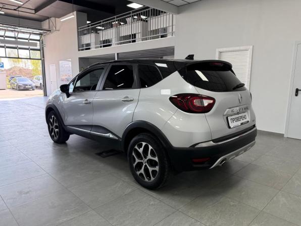 Renault Kaptur I Рестайлинг с пробегом 2021 года, цена 1 740 000 рублей, 87850 км, внедорожник, Автокод Объявления