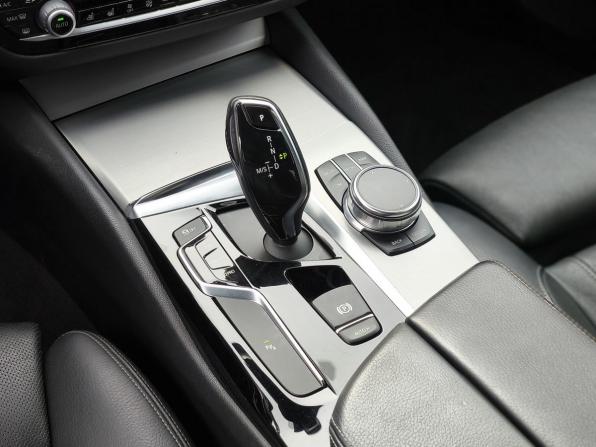 BMW 5 серии VII (G30/G31/G38) с пробегом 2017 года, цена 3 990 000 рублей, 88400 км, седан, Автокод Объявления