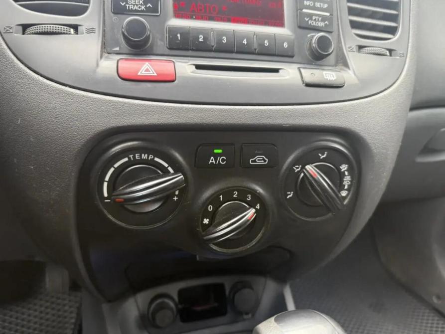 Kia Rio II Рестайлинг Ростов-на-Дону  - изображение 13