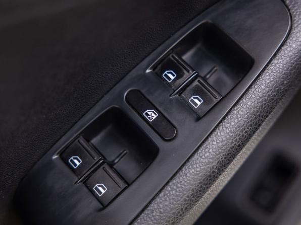 Volkswagen Jetta VI с пробегом 2015 года, цена 898 000 рублей, 140493 км, седан, Автокод Объявления