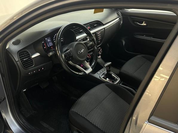 Kia Rio IV с пробегом 2018 года, цена 1 520 000 рублей, 63095 км, хэтчбек, Автокод Объявления