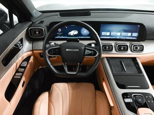 Jaecoo J8 с пробегом 2024 года, цена 3 450 000 рублей, 42899 км, внедорожник, Автокод Объявления
