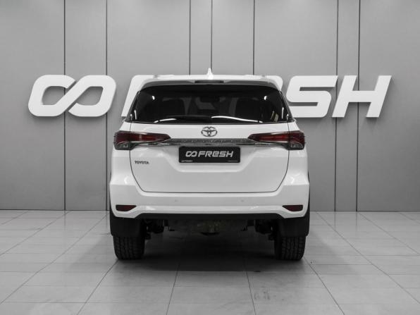 Toyota Fortuner II с пробегом 2018 года, цена 3 248 500 рублей, 139989 км, внедорожник, Автокод Объявления