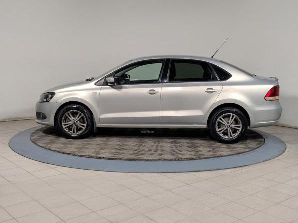 Volkswagen Polo V с пробегом 2011 года, цена 599 900 рублей, 255000 км, седан, Автокод Объявления